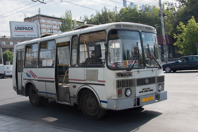 bus in yerevan