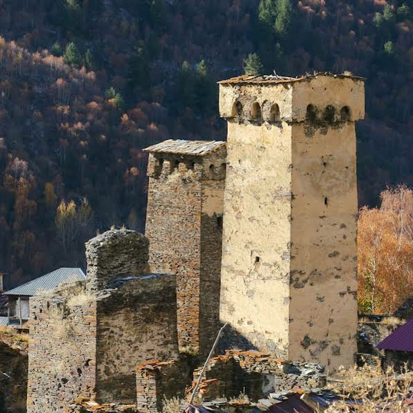 tower-houses-in-svaneti