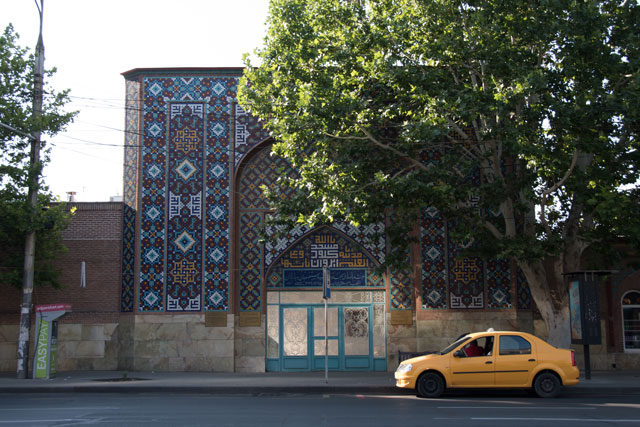 viajar-a-erevan---taxi-mezquita-azul2