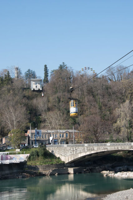 teleferico-sobre-rio-roni