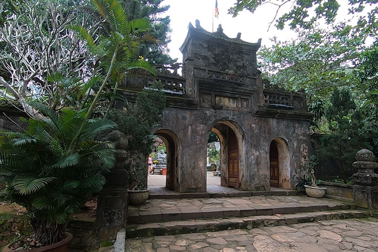 puertas-templo-da-nang