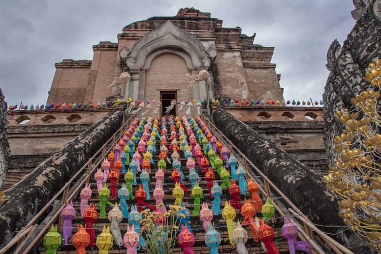 wat-chedi-luang-norte-de-tailandia