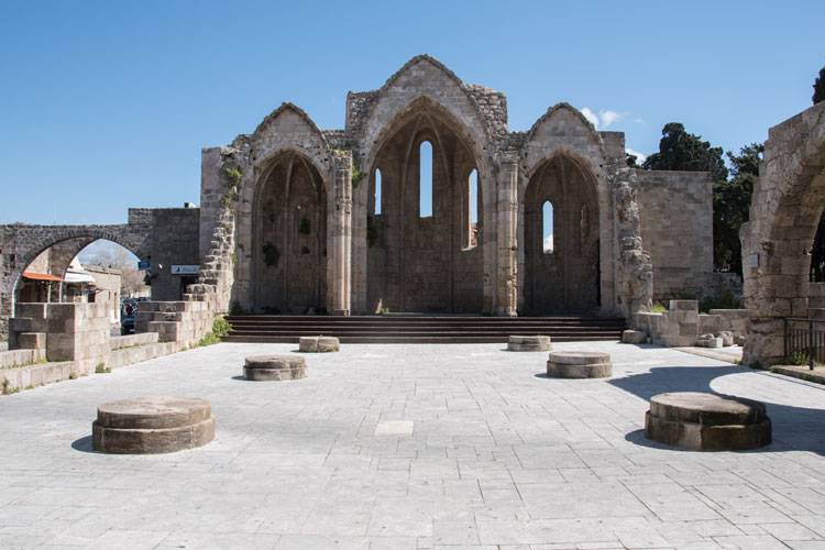 Iglesia-de-la-Virgen-María-del-Burgh