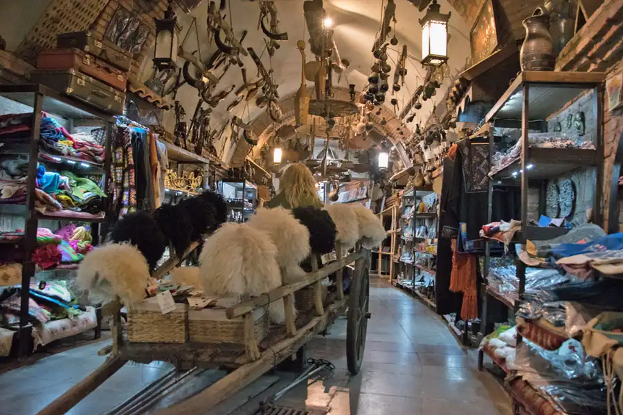 Meidan-Bazaar-tiflis