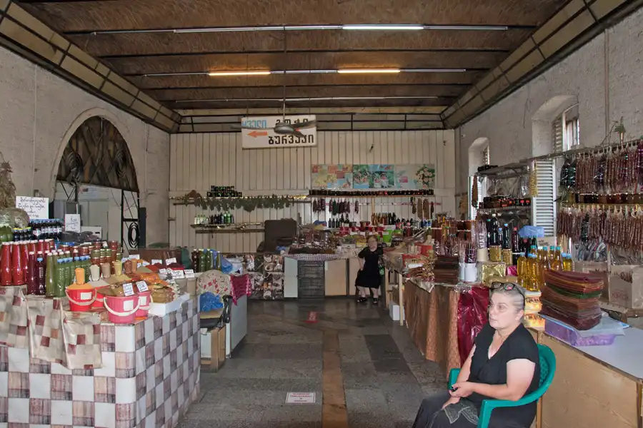 mercado-Dezerter-Bazaar-tiflis