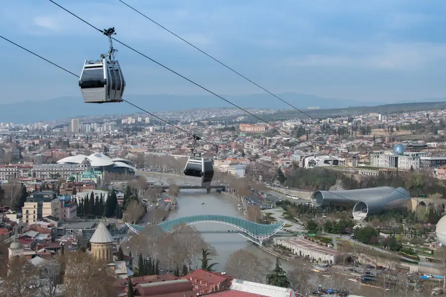 tiflis-desde-teleferico-a-narikala